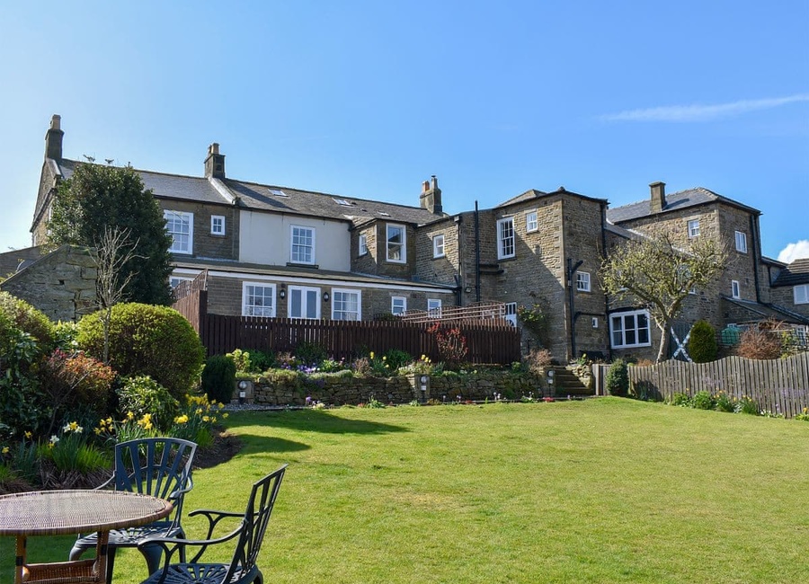 Sneaton Hall shared Garden